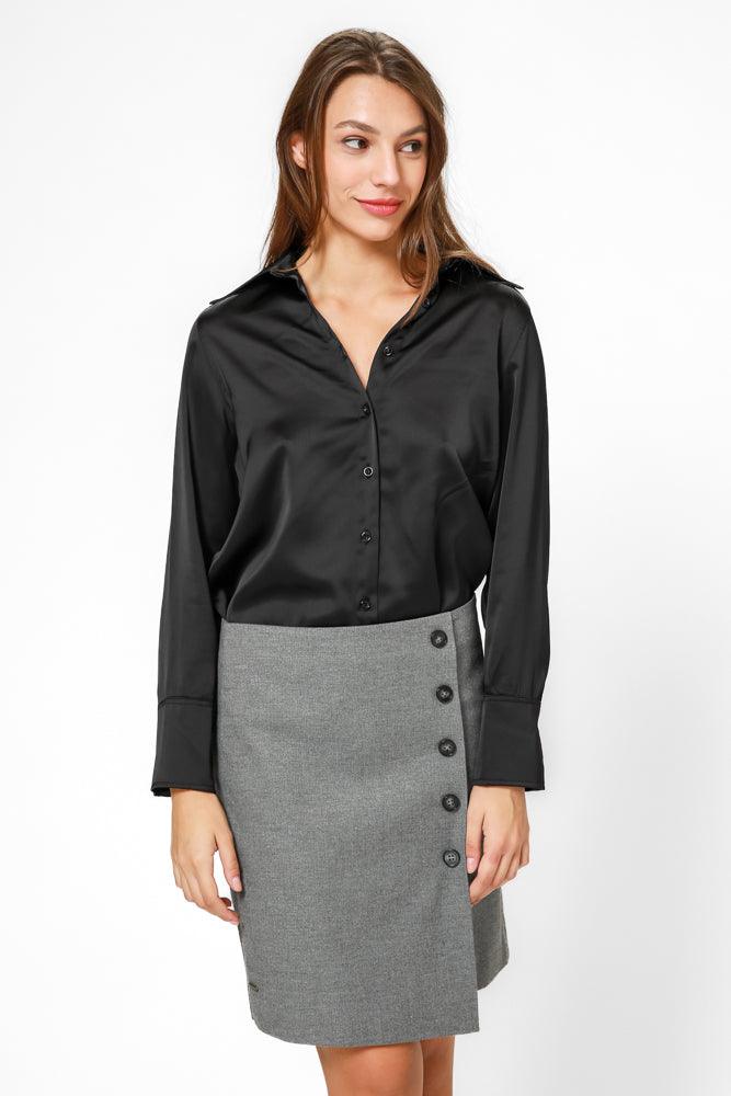 KENNETH COLE - חולצת סאטן מכופתרת בצבע שחור - MASHBIR//365