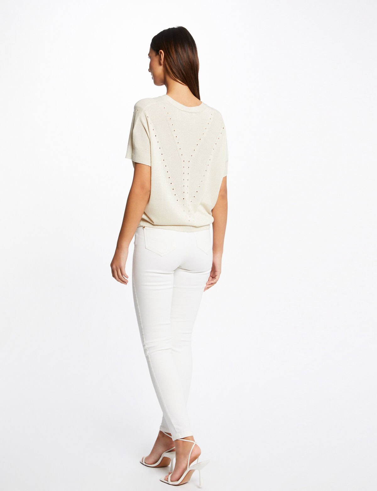 MORGAN - חולצת סריג עם פתחים בצבע בז' - MASHBIR//365