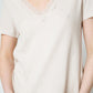 KENNETH COLE - חולצת V קצרה בגימור תחרה קרם - MASHBIR//365 - 3