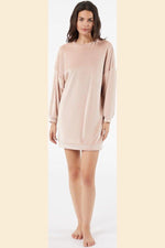 ETAM - כותונת לילה קטיפתית BERTY אפרסק - MASHBIR//365