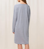 TRIUMPH - כותונת לילה עם הדפס בצבע אפור - MASHBIR//365