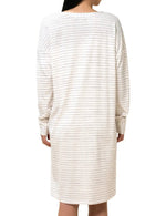 TRIUMPH - כותונת לילה עם הדפס בצבע לבן - MASHBIR//365