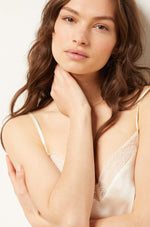 ETAM - כותונת סאטן בשילוב תחרה SENTIMENT בצבע קרם - MASHBIR//365