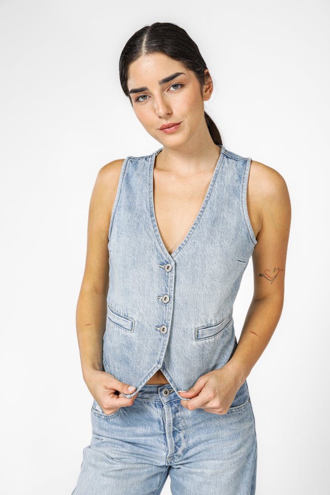 KENNETH COLE - ווסט גינס לנשים בצבע כחול בהיר - MASHBIR//365