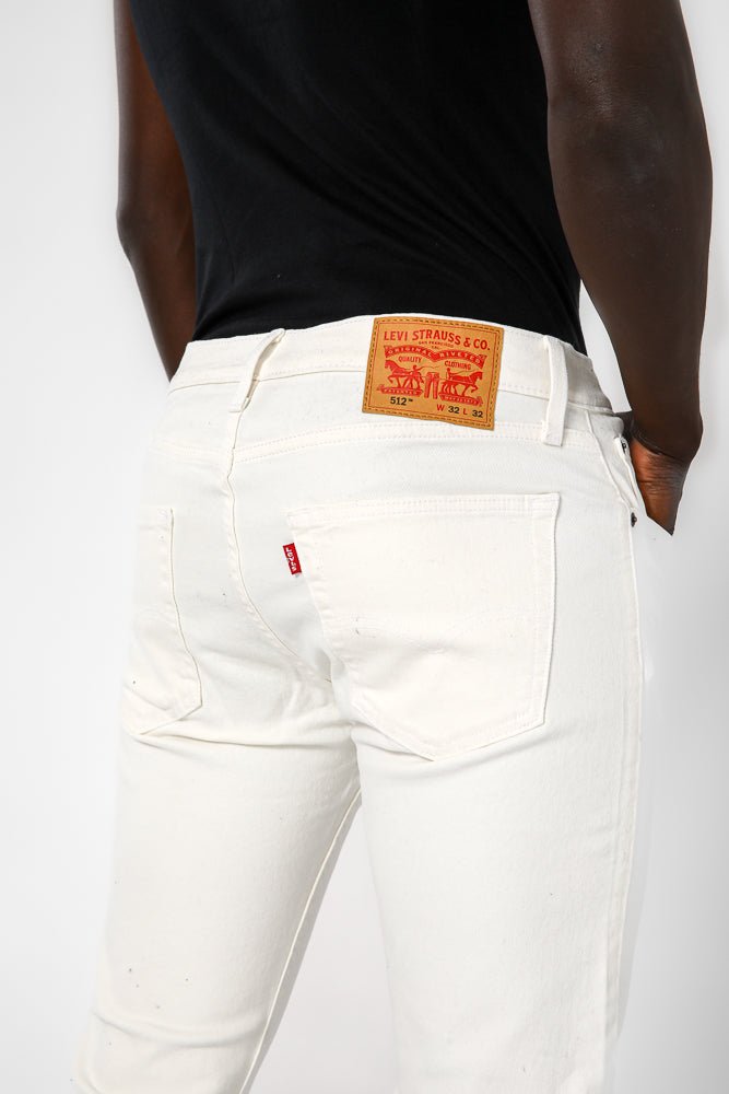 LEVI'S - WHITE-POCKETS גי'נס לגברים 512 בצבע לבן - MASHBIR//365