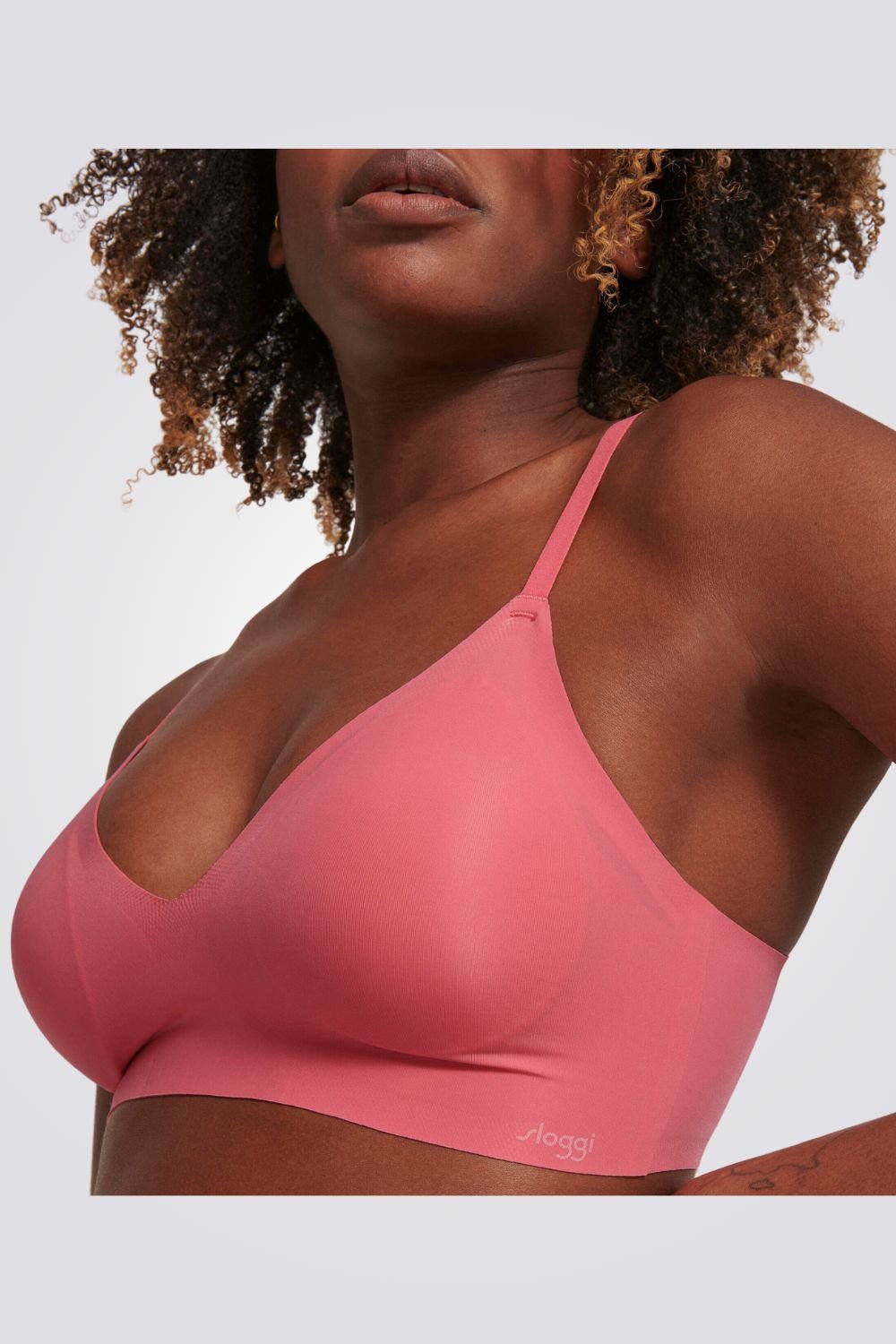 SLOGGI - חזייה עם ריפוד קל ZERO Feel Ultra Bra EX בצבע ורוד - MASHBIR//365