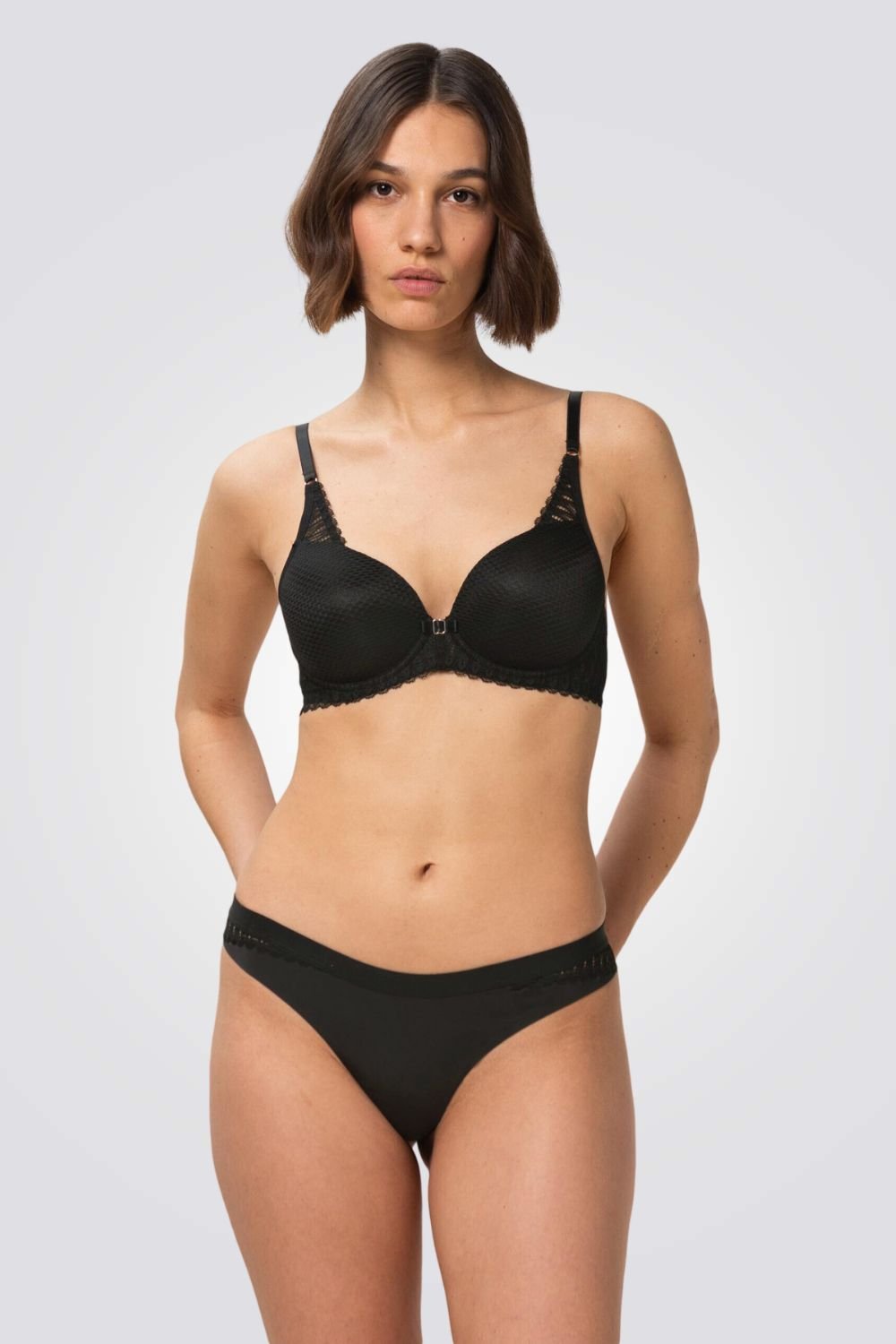 TRIUMPH - חזייה מרופדת Aura Spotlight WHP בצבע שחור - MASHBIR//365