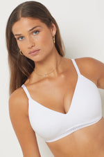 ETAM - חזייה רכה בריפוד קל ללא ברזל HAPPILY בצבע לבן - MASHBIR//365