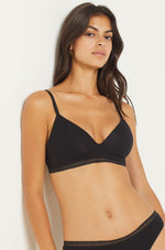 ETAM - חזייה רכה בריפוד קל ללא ברזל HAPPILY בצבע שחור - MASHBIR//365