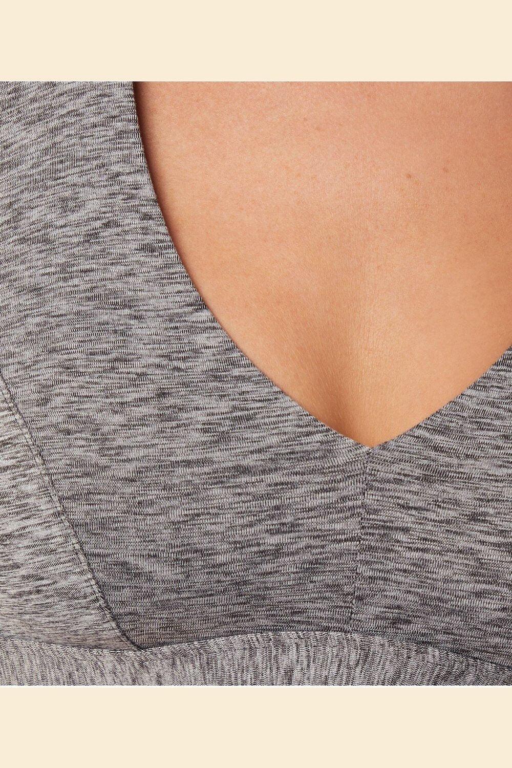 ETAM - חזיית אימון CLOUD בצבע אפור - MASHBIR//365