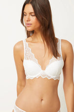 ETAM - חזיית פוש אפ תחרה משולשים ARTISTE קרם - MASHBIR//365