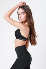 KENNETH COLE - חזיית טי לוגו שחורה - MASHBIR//365