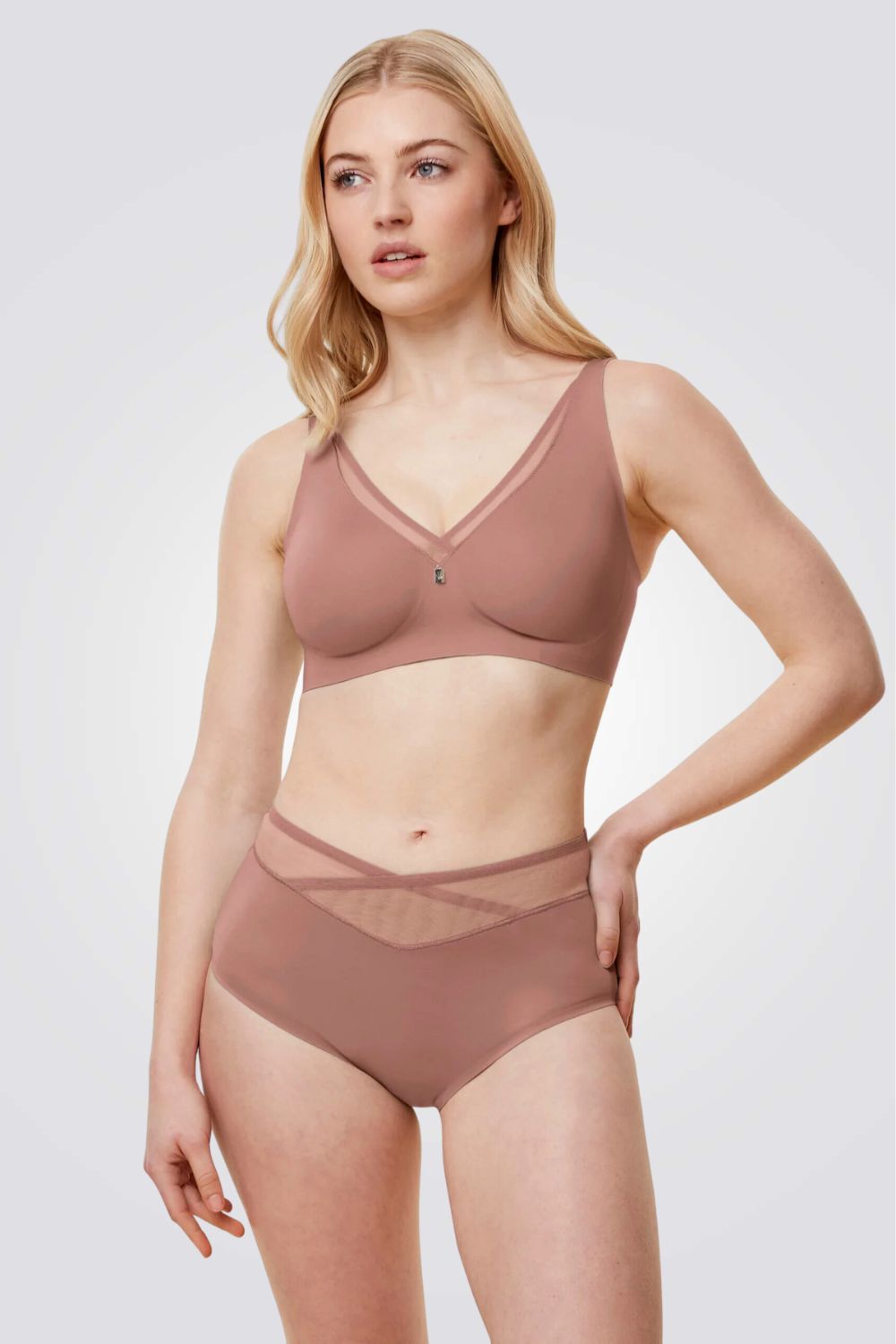 TRIUMPH - חזיית מינימייזר True Shape Sensation N01 בצבע ורוד - MASHBIR//365