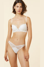 ETAM - חזיית תחרה בריפוד קל SENTIMENT בצבע לבן - MASHBIR//365