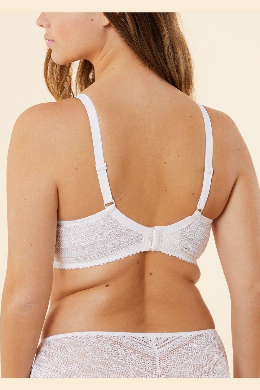 ETAM - חזיית תחרה בריפוד קל SUBLIME בצבע לבן - MASHBIR//365