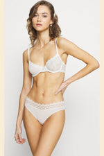 ETAM - חזיית תחרה ללא ריפוד CHERIE CHERIE קרם - MASHBIR//365