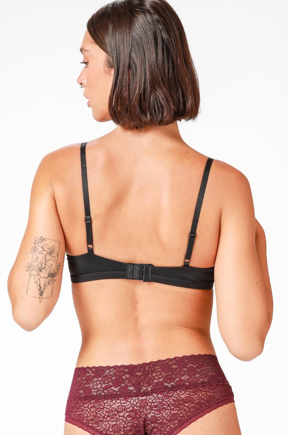 EMMA K - זוג חזיות בייסיק ללא ברזל בצבע שחור ולבן - MASHBIR//365