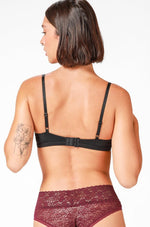 EMMA K - זוג חזיות בייסיק ללא ברזל בצבע שחור ולבן - MASHBIR//365