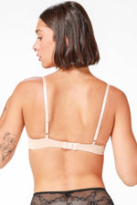 EMMA K - זוג חזיות פוש אפ חלקות בצבע שחור וניוד - MASHBIR//365